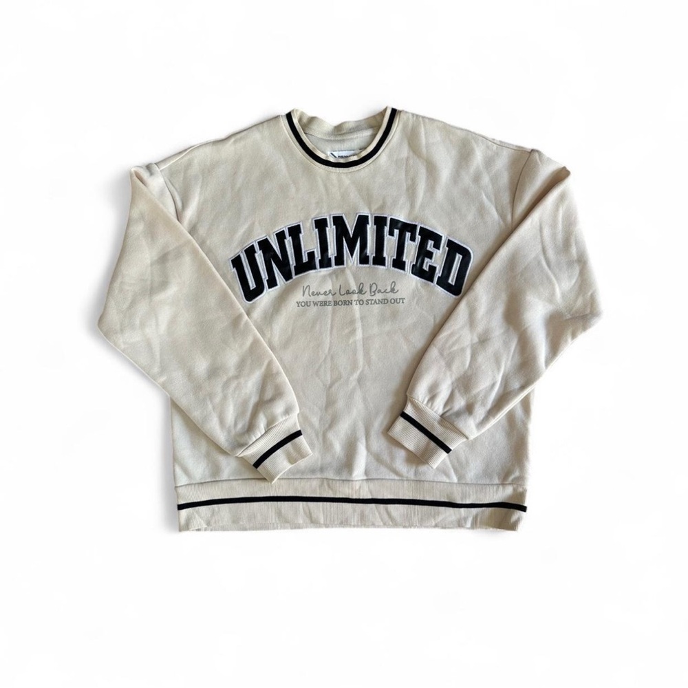 ✨Renuar Graphic Crewneck Sweater
